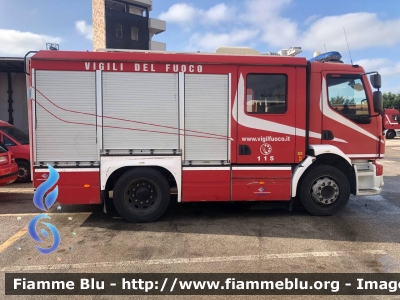 Volvo FL 290 III serie
Vigili del Fuoco
Comando Provinciale di Bari
AutoPompaSerbatoio allestimento Bai
VF 25625
Parole chiave: Volvo FL_290_IIIserie VF25625 Santa_Barbara_2022