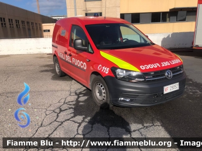 Volkswagen Caddy III serie
Vigili del Fuoco
Comando Provinciale di Bari
Sperimentazione automezzi per centri storici
Veicolo Antincendio
Allestimento Ciabilli
VF 29052
Parole chiave: Volkswagen Caddy_IIIserie VF29052 Santa_Barbara_2022