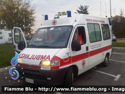 Fiat Ducato II serie
Croce Rossa Italiana
Comitato Locale di Lugo (RA)
CRI 15728
Parole chiave: Fiat Ducato_IIserie Ambulanza