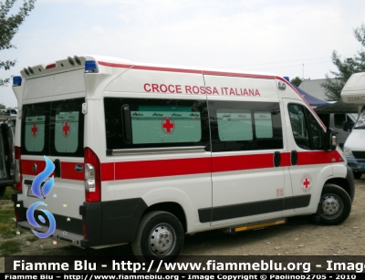 Fiat Ducato X250
Croce Rossa Italiana
Comitato Provinciale di Ferrara
Ambulanza allestita da Aricar
CRI 334AB
Parole chiave: Fiat Ducato_X250 CRI334AB Ambulanza