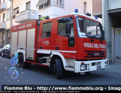 Iveco CityEuroFire 100E21 I serie
Vigili del Fuoco
Comando Provinciale di Pisa
AutoPompaSerbatoio allestimento Iveco-Magirus
VF 20945
Fotografata durante un intervento
Parole chiave: Iveco CityEuroFire_100E21_Iserie VF20945