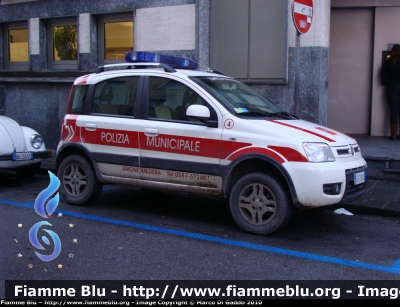 Fiat Nuova Panda 4x4
Polizia Municipale Unione Valdera
Parole chiave: Fiat Nuova_Panda_4x4