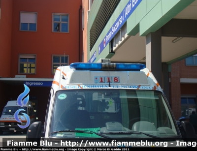 Fiat Ducato III serie
Misericordia Lungomonte (PI)
particolare della barra lampeggiante
Parole chiave: Fiat Ducato_IIIserie Ambulanza