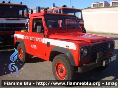 Land Rover Defender 90
Vigili del Fuoco 
Distaccamento misto di La Maddalena (OT)
VF 22382
Parole chiave: Land-Rover Defender_90 VF22382