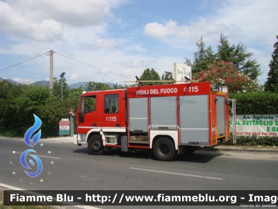 Iveco CityEuroFire 100E21 I serie
Vigili del Fuoco
Comando Provinciale di Pisa
AutoPompaSerbatoio allestimento Iveco-Magirus
VF 20945
Fotografata durante un intervento

Parole chiave: Iveco CityEuroFire_100E21_Iserie VF20945