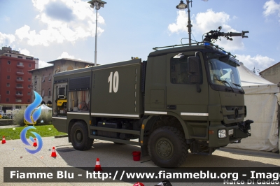 Mercedes-Benz Actros 1844 4x4 III serie
Aereonautica Militare Italiana
46° Brigata Aerea
Servizio Antincendio
Allestimento Bai
AM CM 267
Parole chiave: Mercedes-Benz Actros_1844_4x4_IIIserie AMCM267 Giornate_Protezione_Civile_Pisa_2013