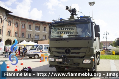 Mercedes-Benz Actros 1844 4x4 III serie
Aereonautica Militare Italiana
46° Brigata Aerea
Servizio Antincendio
Allestimento Bai
AM CM 267
Parole chiave: Mercedes-Benz Actros_1844_4x4_IIIserie AMCM267 Giornate_Protezione_Civile_Pisa_2013