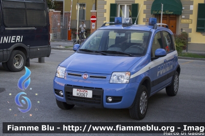 Fiat Nuova Panda 4x4 I serie
Polizia di Stato
POLIZIA H3067
Parole chiave: Fiat Nuova_Panda_4x4_Iserie POLIZIAH3067