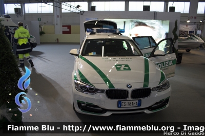 Bmw 320 Touring F31
Polizia Locale
Comune di Montichiari
Allestita Bertazzoni
Esposta al REAS 2013
Parole chiave: Bmw 320_Touring_F31 Reas_2013