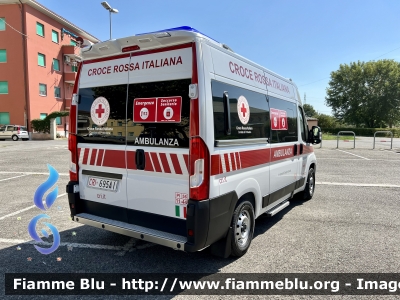 Fiat Ducato X290
Croce Rossa Italiana
Comitato di Pontedera
CRI 965 AI
Allestita MAF
Parole chiave: CRI965AI Ambulanza