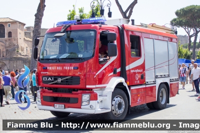 Volvo FL 290 III serie
Vigili del Fuoco
Comando Provinciale di Roma
Scuola Nazionale Antincendi di Capannelle
AutoPompaSerbatoio allestimento Bai
VF 26306
Parole chiave: Volvo FL_290_IIIserie VF26306 Festa_della_Repubblica_2015