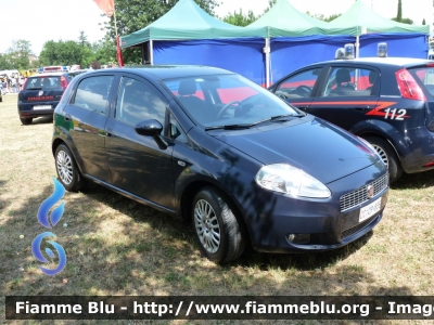 Fiat Grande Punto
Carabinieri
CC CP 835
Parole chiave: Fiat Grande_Punto CCCP835