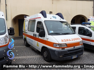 Fiat Ducato II serie
Misericordia Pontedera
Allestita Aricar

Parole chiave: Fiat Ducato_IIserie Ambulanza 118_Pisa