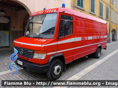 Mercedes-Benz Vario 612D
Vigili del Fuoco
Comando Provinciale di Pisa
VF 20715
Parole chiave: Mercedes-Benz Vario_612D VF20715 Befana_VVF_2013