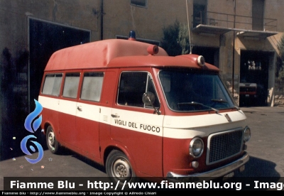 Fiat 238 I Serie
Vigili del Fuoco

Parole chiave: Fiat 238_ISerie