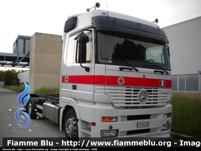 Mercedes-Benz Actros I serie
Croce Rossa Italiana
C.I.E. Nord-Est Servizio Emergenza
CRI 657AA
Parole chiave: Mercedes-Benz Actros_Iserie CRI657AA