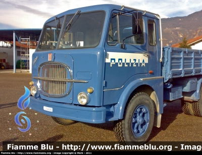 Fiat 643N
Polizia di Stato
Automezzo restaurato e in uso presso l'Autocentro di Bolzano
POLIZIA 36205
Parole chiave: Fiat 643N POLIZIA36205