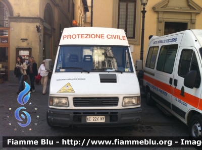 Iveco Daily II serie
Misericordia di Firenze (FI)
Protezione Civile
CODICE AUTOMEZZO: 77
Parole chiave: Iveco Daily_IIserie