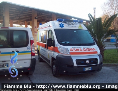 Fiat Ducato X250
Misericordia Di Pistoia
Coordinamento Emergenza Urgenza 
Abetone - Ponte Sestaione
Allestita Mariani Fratelli
CODICE AUTOMEZZO: 131
Parole chiave: Fiat Ducato_X250 Ambulanza 118_Pistoia