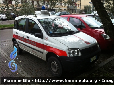 Fiat Nuova Panda 4x4 I serie
Polizia Municipale
Pistoia
CODICE AUTOMEZZO: 14
Parole chiave: Fiat Nuova_Panda_4x4_Iserie