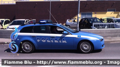 Alfa Romeo 159 Sportwagon Q4
Polizia di Stato
Polizia Stradale

Parole chiave: Alfa-Romeo 159_Sportwagon_Q4