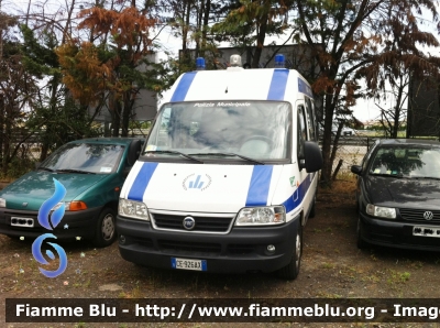 Fiat Ducato III serie
Polizia Municipale
Consorzio Terre Verdiane
CODICE AUTOMEZZO: 23
Parole chiave: Fiat Ducato_IIIserie