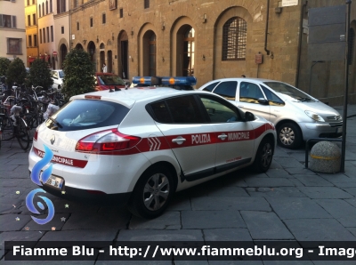 Renault Megane III serie
Polizia Municipale Firenze
CODICE AUTOMEZZO: 56
POLIZIA LOCALE YA 008 AG
Parole chiave: Renault Megane_IIIserie PoliziaLocaleYA008AG