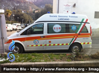 Mercedes-Benz Vito II serie
Società Soccorso Pubblico Larciano (PT)
Allestita Mariani Fratelli
CODICE AUTOMEZZO: 59
Parole chiave: Mercedes-Benz Vito_IIserie Ambulanza