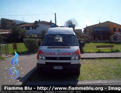 Volkswagen Transporter T4
Misericordia Valli Della Bure E Candeglia
Allestita Mariani Fratelli
CODICE AUTOMEZZO: 73
"Veicolo dismesso"
Parole chiave: Volkswagen Transporter_T4 Ambulanza