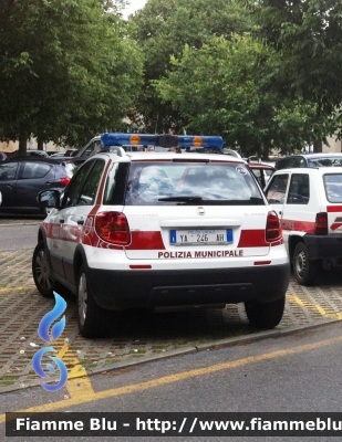 Fiat Sedici
Poliza Municipale Prato (PO)
CODICE AUTOMEZZO: A10
POLIZIA LOCALE YA 246 AH
Parole chiave: Fiat Sedici PoliziaLocaleYA246AH