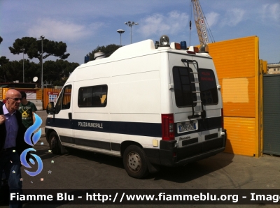 Fiat Ducato III serie
Polizia Municipale Roma
Parole chiave: Fiat Ducato_IIIserie