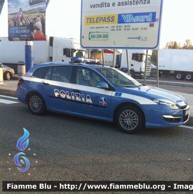 Renault Laguna Sportour III serie restyle
Polizia di Stato
Polizia Stradale in servizio sulla rete autostradale di Autostrade per l'Italia
POLIZIA H5687
Parole chiave: Renault Laguna_Sportour_IIIserie_restyle PoliziaH5687