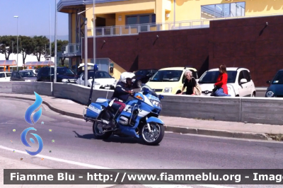 Bmw R850RT II serie
Polizia di Stato
Polizia Stradale
Parole chiave: Bmw R850RT_IIserie