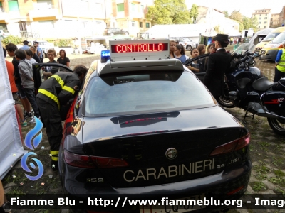 Alfa Romeo 159
Carabinieri
Nucleo Operativo e RadioMobile
CC CQ 071
Parole chiave: Alfa-Romeo 159 CCCQ071