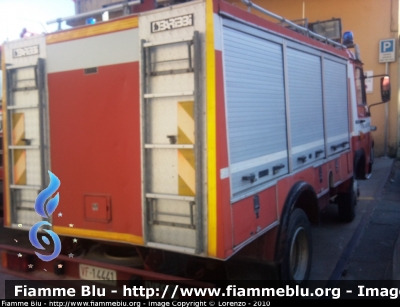 Iveco 60-10
Vigili del Fuoco
Distaccamento Volontario di Lari (PI)
VF 14441
Parole chiave: Iveco 60-10 VF14441