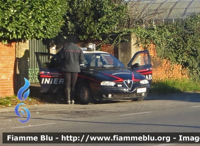 Alfa Romeo 156 I serie
Carabinieri
Nucleo Operativo Radiomobile
CC BR 322
Equipaggiata con sistema Falco
- variante con nuova livrea, "baffi" rossi e scritta anteriore carabinieri come sulle 159 -
Parole chiave: Alfa Romeo 156 I serie Carabinieri Radiomobile CC BR 322