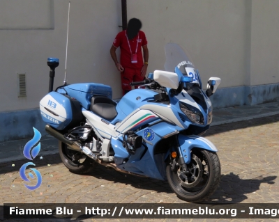 Yamaha FJR 1300 II serie
Polizia di Stato
Polizia Stradale
Allestimento Elevox
in scorta al Giro d'Italia 2022
Moto "24"
Parole chiave: Yamaha FJR 1300 II serie Polizia_Stradale Giro_d_Italia_2022