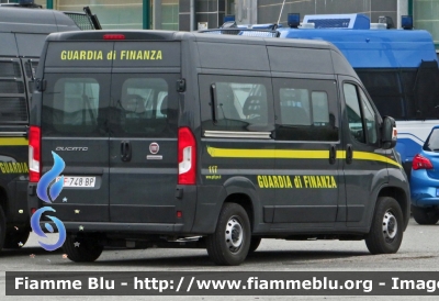 Fiat Ducato X290
Guardia di Finanza
GdiF 748 BP
Parole chiave: Fiat Ducato X290 Guardia_di_Finanza GdiF 748 BP