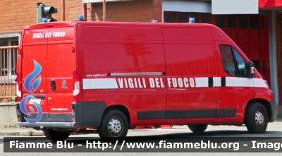 Fiat Ducato X290
Vigili del Fuoco
Comando Provinciale di Torino
VF 29127
Parole chiave: Fiat Ducato X290 Vigili del Fuoco_Torino VF 29127