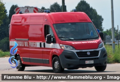 Fiat Ducato X290
Vigili del Fuoco
Comando Provinciale di Torino
VF 29127
Parole chiave: Fiat Ducato X290 Vigili del Fuoco_Torino VF 29127