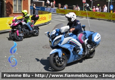 Yamaha FJR 1300 II serie
Polizia di Stato
Polizia Stradale
Allestimento Elevox
POLIZIA G3106
in scorta al Giro d'Italia 2022
Moto "17"
Parole chiave: Yamaha FJR 1300 II serie POLIZIA G3106 Giro_d_Italia_2022