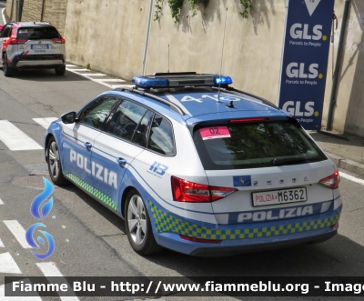 Skoda Superb Wagon III serie restyle
Polizia di Stato
Polizia Stradale
POLIZIA M6362
in scorta al Giro d'Italia 2024
Auto 02
Parole chiave: Skoda Superb_Wagon_III_serie_restyle Polizia_Stradale Giro_d_Italia_2024 POLIZIA_M6362