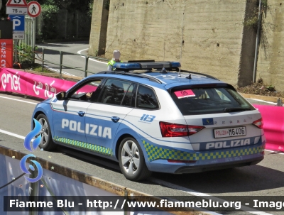 Skoda Superb Wagon III serie restyle
Polizia di Stato
Polizia Stradale
POLIZIA M6406
in scorta al Giro d'Italia 2024
Auto 05
Parole chiave: Skoda Superb_Wagon_III_serie_restyle Polizia_Stradale Giro_d_Italia_2024 POLIZIA_M6406