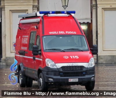 Iveco Daily V serie
Vigili del Fuoco
Comando Provinciale di Torino
AutoFurgone/Unità di Crisi Locale
allestimento Iveco-Magirus
VF 27005
Parole chiave: Iveco Daily V serie Vigili del Fuoco Torino AutoFurgone_Unità_Crisi_Locale VF 27005 Santa_Barbara_2019