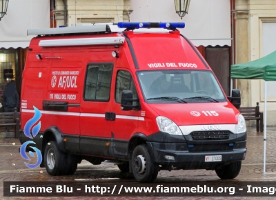 Iveco Daily V serie
Vigili del Fuoco
Comando Provinciale di Torino
AutoFurgone/Unità di Crisi Locale
allestimento Iveco-Magirus
VF 27005
Parole chiave: Iveco Daily V serie Vigili del Fuoco Torino AutoFurgone_Unità_Crisi_Locale VF 27005 Santa_Barbara_2019