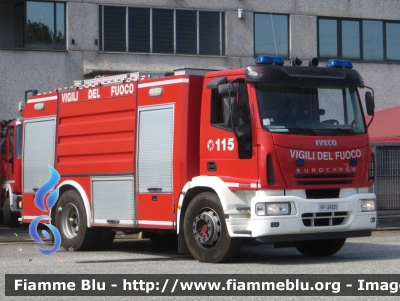 Iveco EuroCargo 180E28 II serie
Vigili del Fuoco
Comando Provinciale di Torino
Distaccamento Volontario di Volpiano
AutoBottePompa allestimento Scelza
VF24221
Parole chiave: Iveco EuroCargo 180E28 II serie Vigili del Fuoco Torino Volpiano AutoBottePompa VF 24221