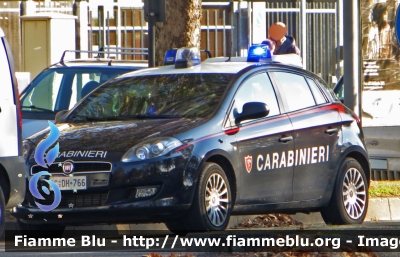 Fiat Nuova Bravo
Carabinieri
Nucleo Operativo Radiomobile
CC DH 766
Fornitura con nuovi dispositivi luminosi 
Federal Signal Trident Solaris Led
- variante senza cerchi in lega -
Parole chiave: Fiat Nuova Bravo Carabinieri NORM CC DH 766