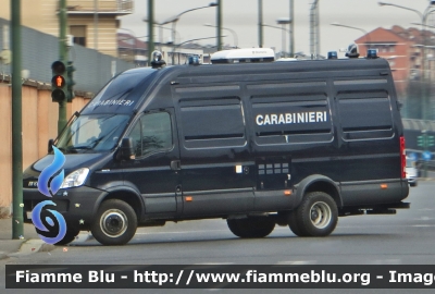 Iveco Daily IV serie restyle
Carabinieri
Nucleo Artificieri Antisabotaggio
CC CY 657
Parole chiave: Iveco Daily IV serie restyle Carabinieri Nucleo Artificieri Antisabotaggio CC CY 657