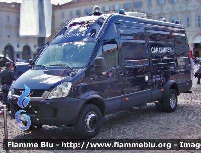 Iveco Daily IV serie restyle
Carabinieri
Nucleo Artificieri Antisabotaggio
CC CY 657
Parole chiave: Iveco Daily_IVserie_restyle CCCY657