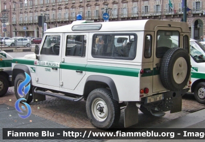 Land Rover Defender 110
Polizia Municipale Torino
POLIZIA LOCALE YA 348 AC
Parole chiave: Land-Rover Defender_110 POLIZIALOCALEYA348AC